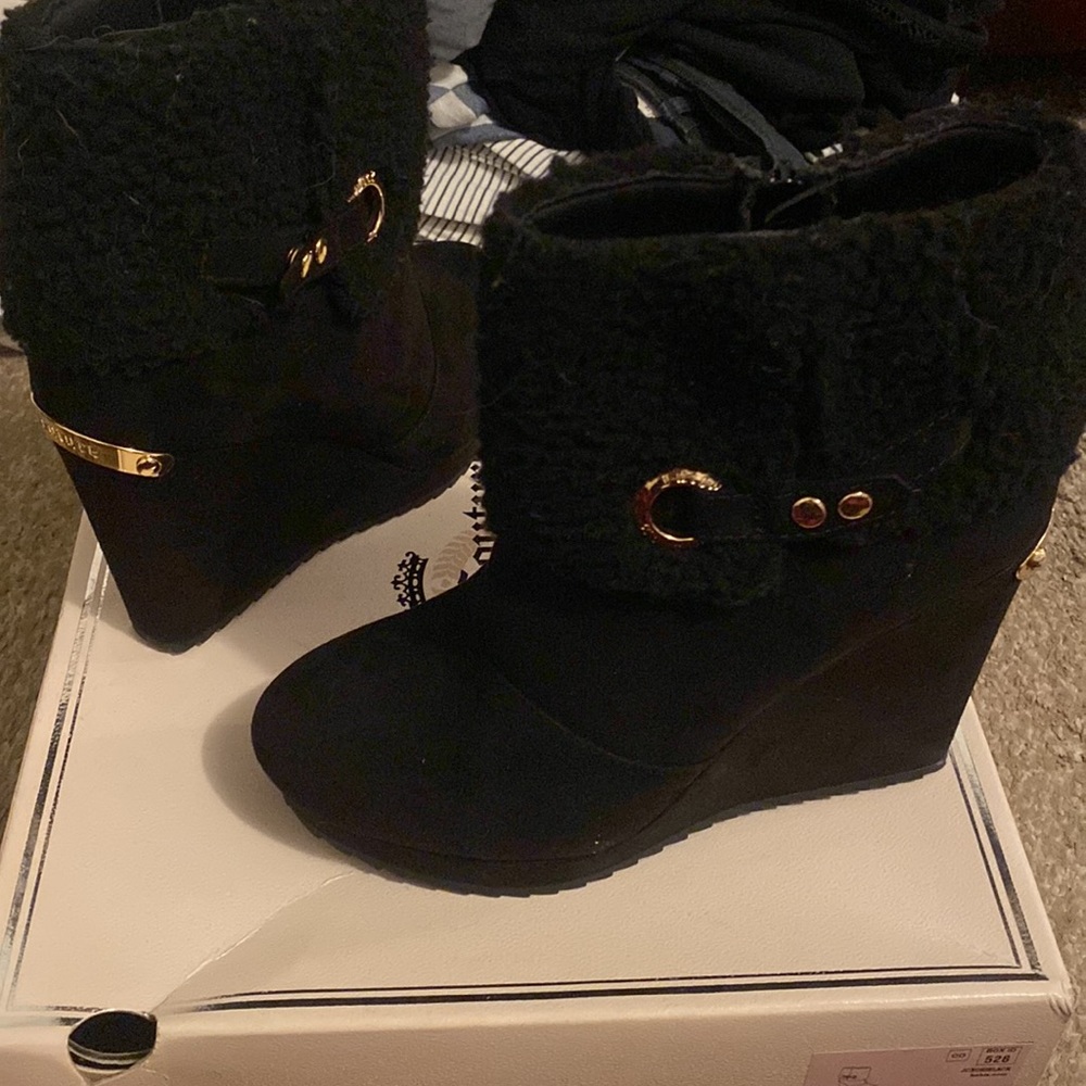 Juicy Couture black booties